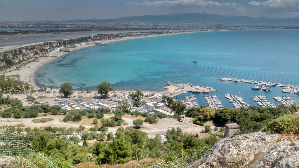 Alfieri B&B Cagliari Eksteriør billede