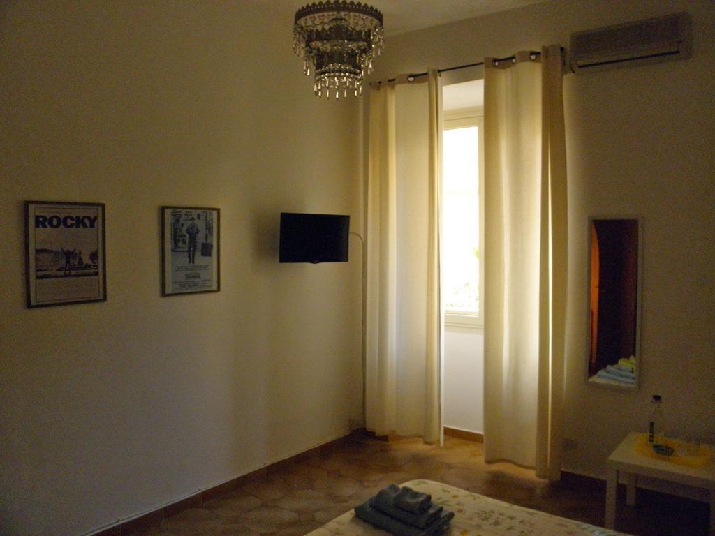 Alfieri B&B Cagliari Eksteriør billede
